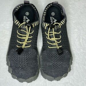 NORTIV 8 Water Shoes Quick Dry Barefoot Swim Diving Water Sports unisex EU 38.5